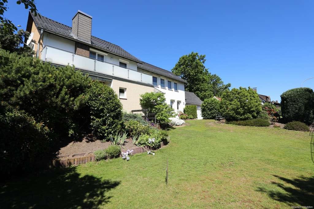 Immobilie in Gifhorn - Familienfreundliches Wohnhaus mit Nebengebäude auf großem Grundstück - Bild 1