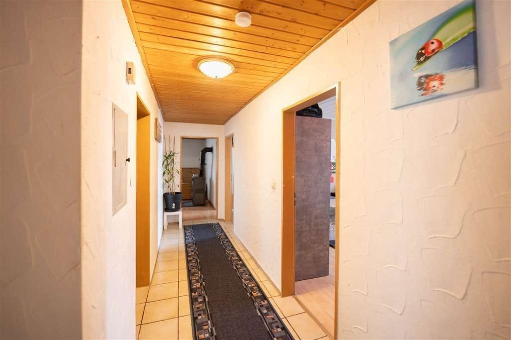 Immobilie in Lutzingen - Attraktive Kapitalanlage - Zwei 4-Zimmer-Wohnungen in Lutzingen - Bild 2