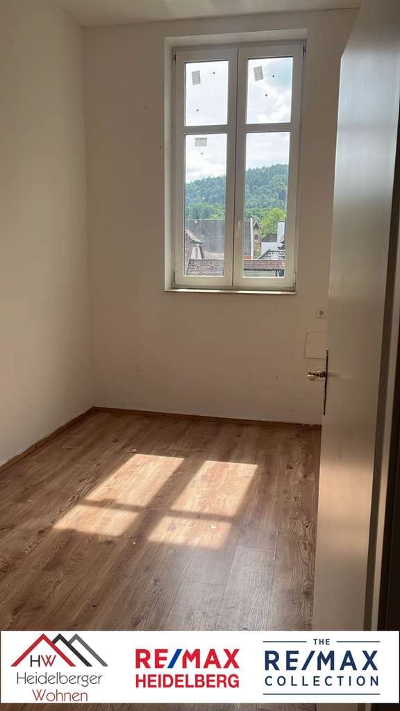 Immobilie in Eberbach - Großzügige 6-Zimmer-Wohnung im Herzen von Eberbach! - Bild 0