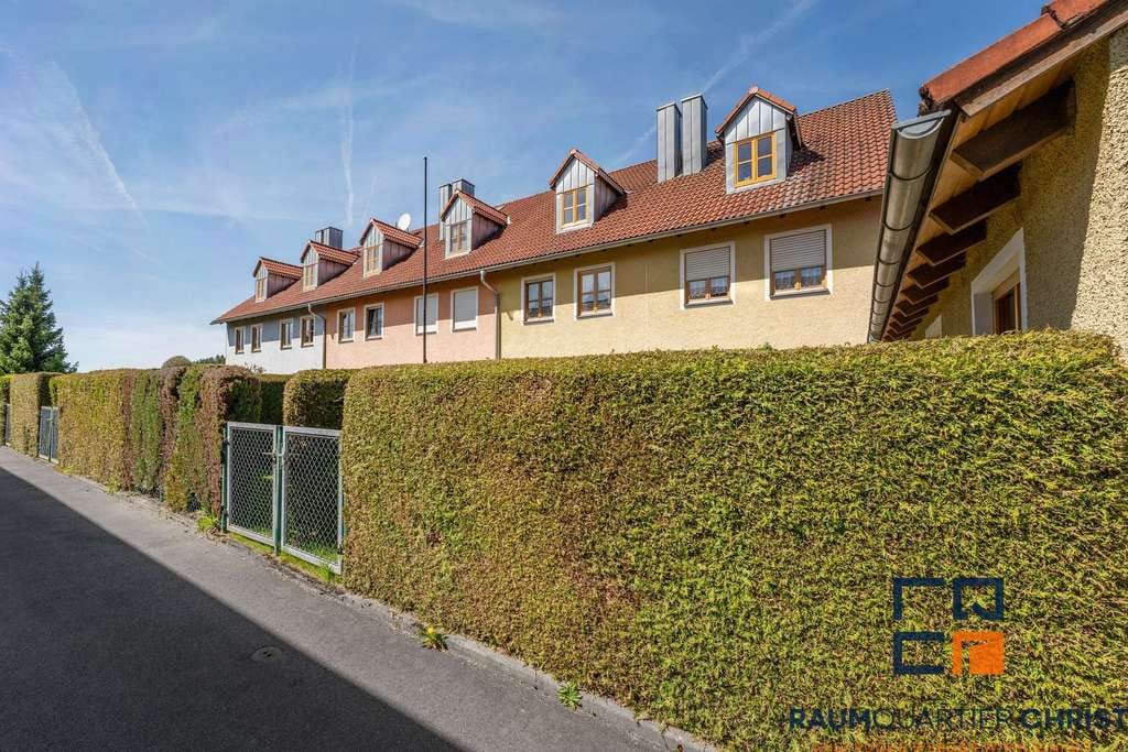Immobilie in Krummennaab - Vermietetes, solides Reihenmittelhaus mit durchdachter Raumaufteilung - Bild 4