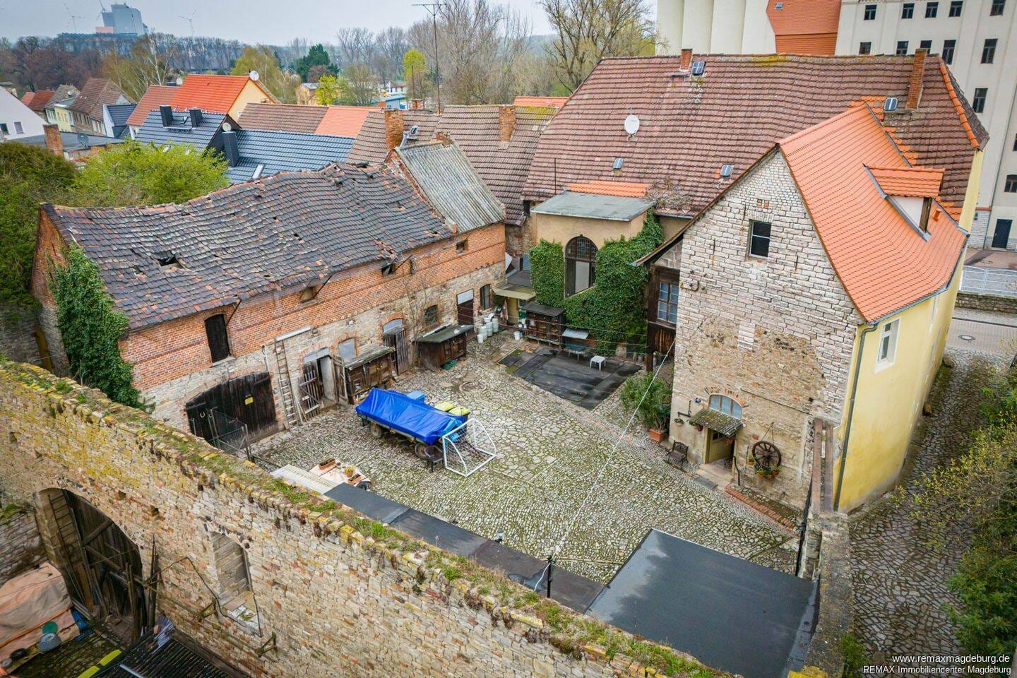 Immobilie in Alsleben - Historisches Mehrfamilienhaus mit Charme, Bestand und Zukunftsperspektive - Bild 2