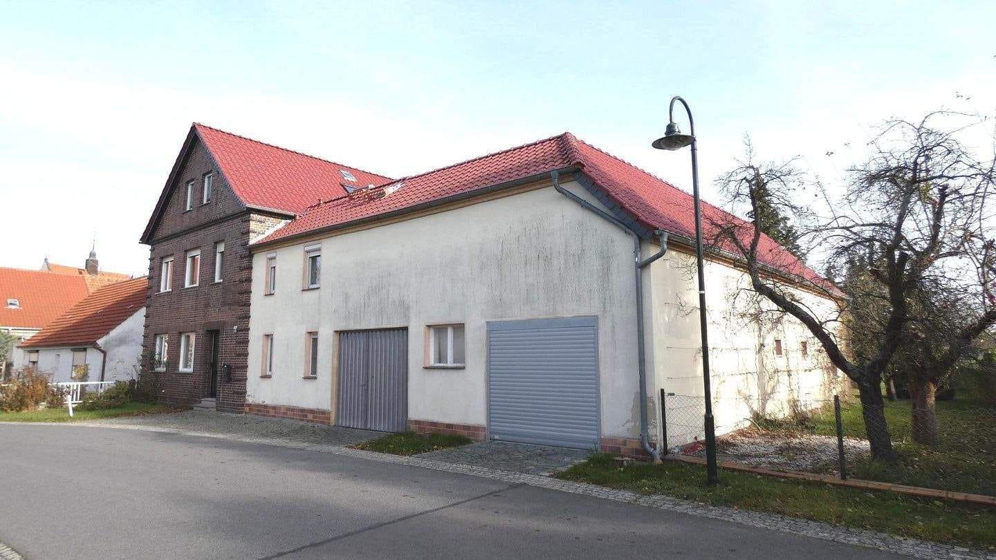 Immobilie in Senftenberg - 150km von Berlin, 50km von Cottbus -Lausitzer Seenland, Wohnen im Grünen und viel Platz auf dem Grundstück - Bild 3