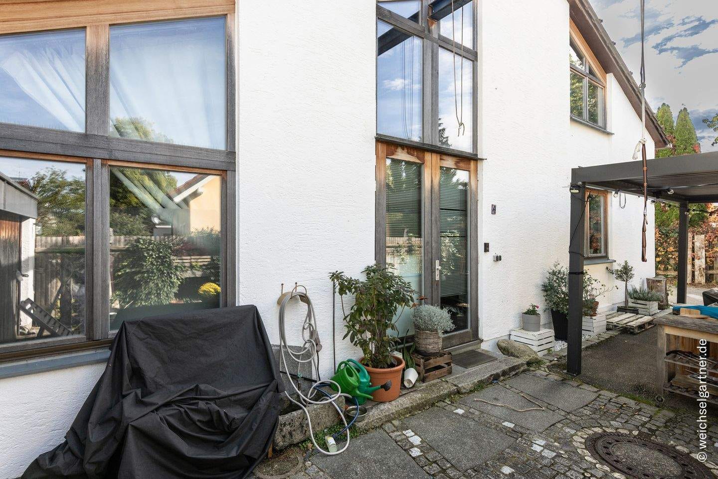 Immobilie in Kirchheim bei München - Wohnen & Arbeiten - Freistehendes Einfamilienhaus mit Atelier in ruhiger Ortslage - Bild 2