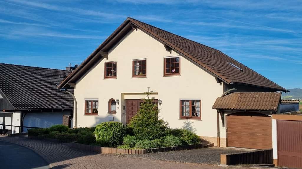 Immobilie in Rockenberg - Ein Zuhause für die ganze Familie – Freistehendes ZFH in begehrter Lage nahe Bad Nauheim - Bild 1