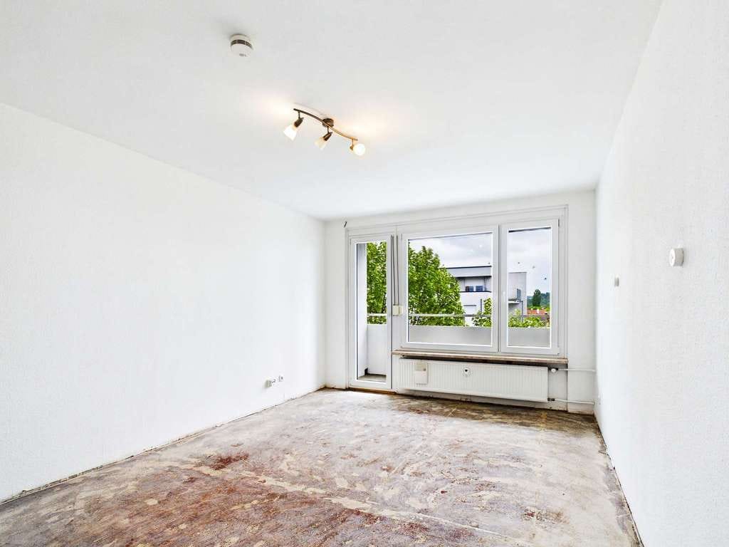 Immobilie in Sindelfingen - Ein Raum, viele Möglichkeiten: 1-Zimmer-Wohnung in guter Lage von Sindelfingen! - Bild 2