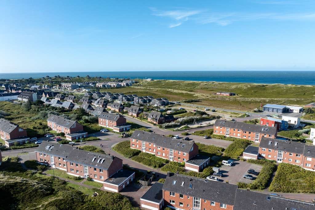Immobilie in Hörnum (Sylt) - Kleine Eigentumswohnung mit Loggia & Stellplatz - Bild 0