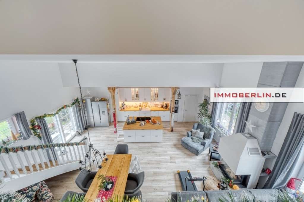 Immobilie in Golßen - IMMOBERLIN.DE - Total modernisiert! Sehr attraktives Haus mit besonderem Charme & Sonnenterrasse in - Bild 3