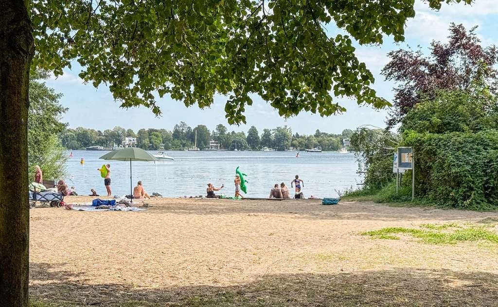Immobilie in Hennigsdorf - Vermietete Eigentumswohnung - Kapitalanlage mit laufenden Mieteinnahmen am Yachthafen in Hennigsdorf - Bild 2