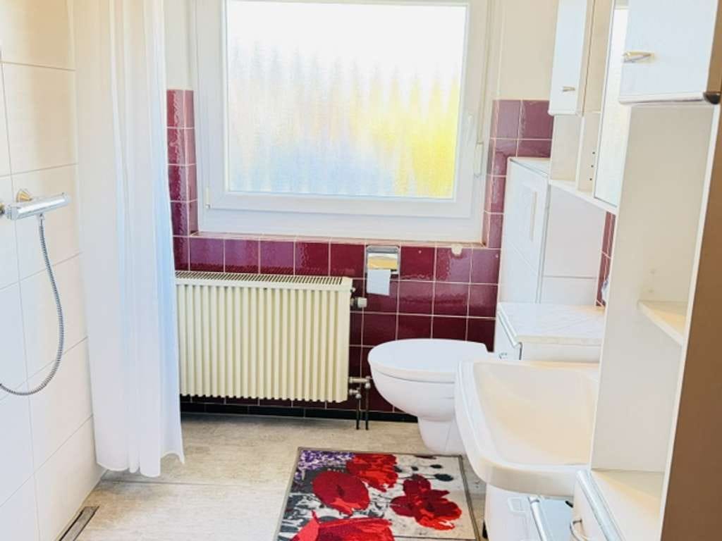 Immobilie in Neunkirchen a.Brand - Charmantes Entwicklungsobjekt in Ermreuth – naturnahe Lage mit großzügigem Gestaltungsspielraum - Bild 3