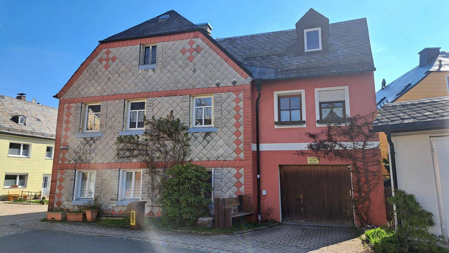 Immobilie in Kirchenlamitz - Charmantes Einfamilienhaus in Kirchenlamitz - Bild 2