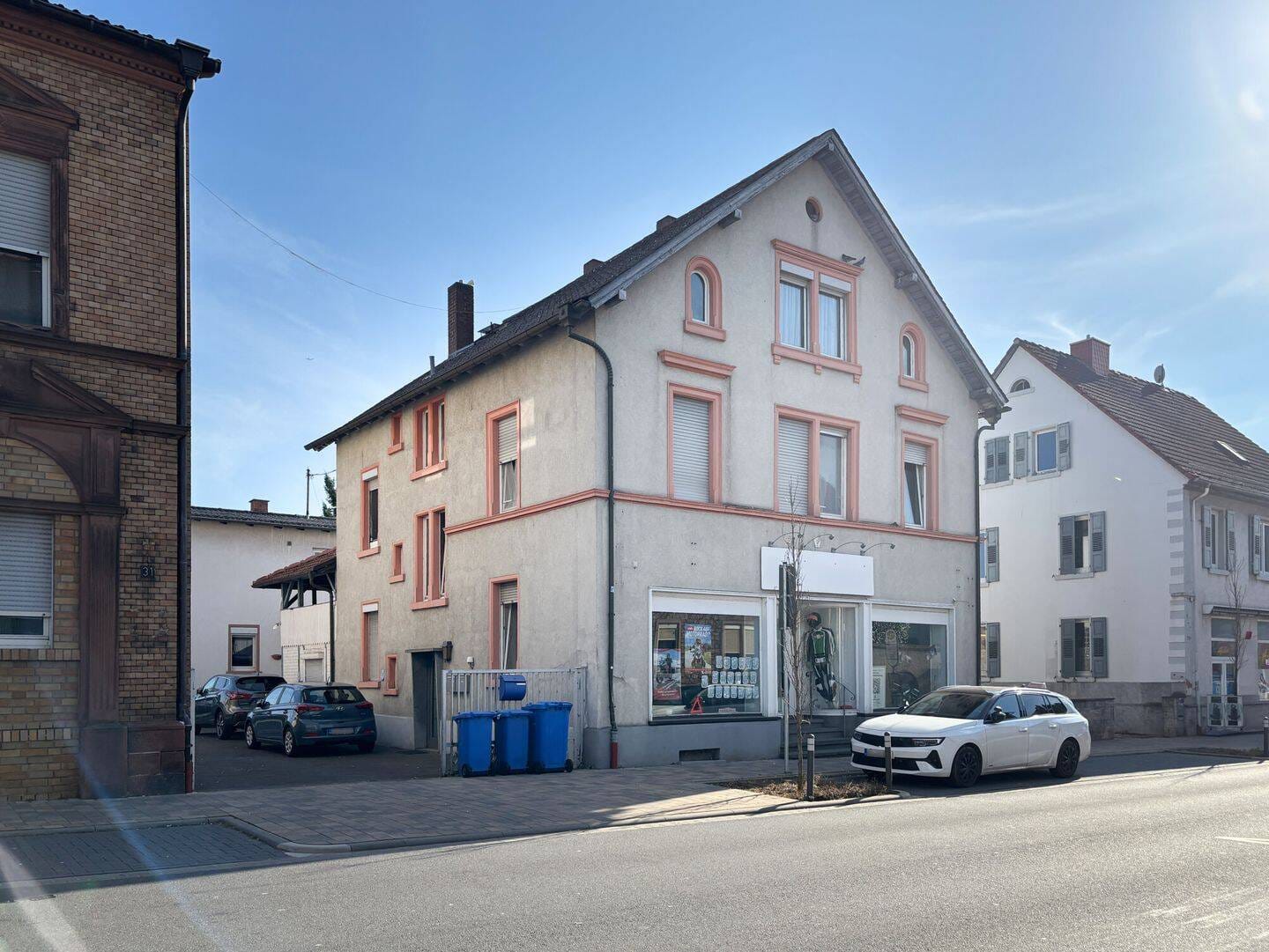 Immobilie in Reinheim - Vielseitiges Immobilienensemble mit 2 Häusern, Gewerbeeinheit und stabiler Rendite in Reinheim! - Bild 2