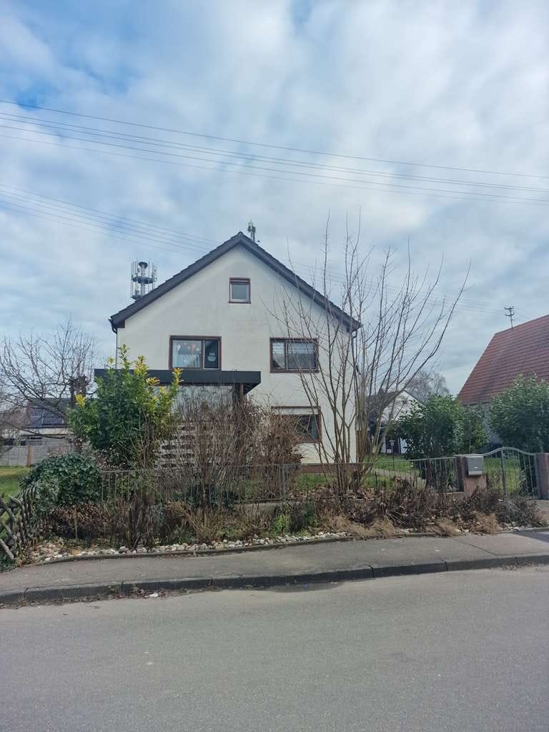 Immobilie in Sontheim an der Brenz - Großes 2-3 Fam Haus , Sontheim a.d.Brenz,   NEUER PREIS - Bild 1