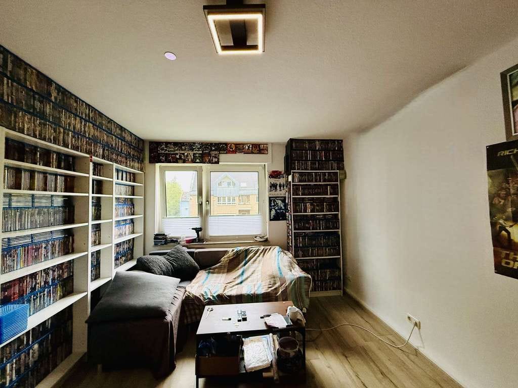 Immobilie in Euskirchen - Gepflegtes Wohnen in Euskirchen - 3 Zimmer mit Balkon und Tageslichtbad - Bild 2