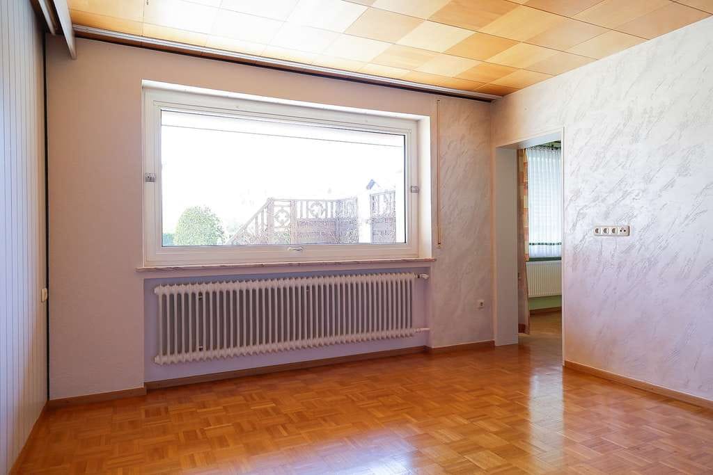 Immobilie in Bobingen - Flexibles Haus mit 2 Wohneinheiten - Bild 5
