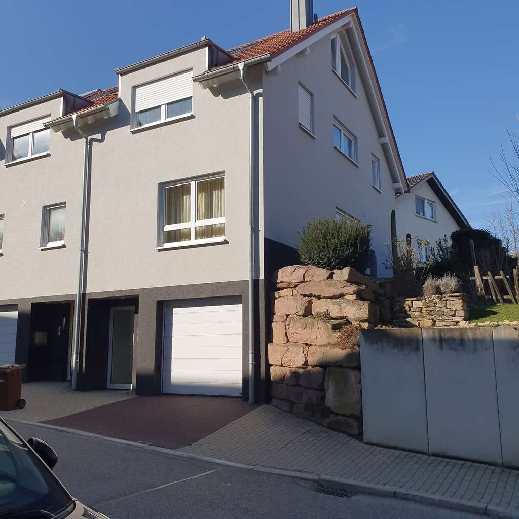 Immobilie in Kieselbronn - Kieselbronn-neuwertiges Reihenendhaus - Bild 0