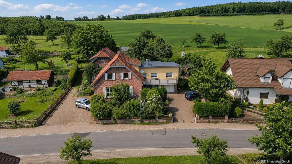 Immobilie in Limbach - Limbach: Stilvoll modernisiert und sofort bezugsbereit! - Bild 0