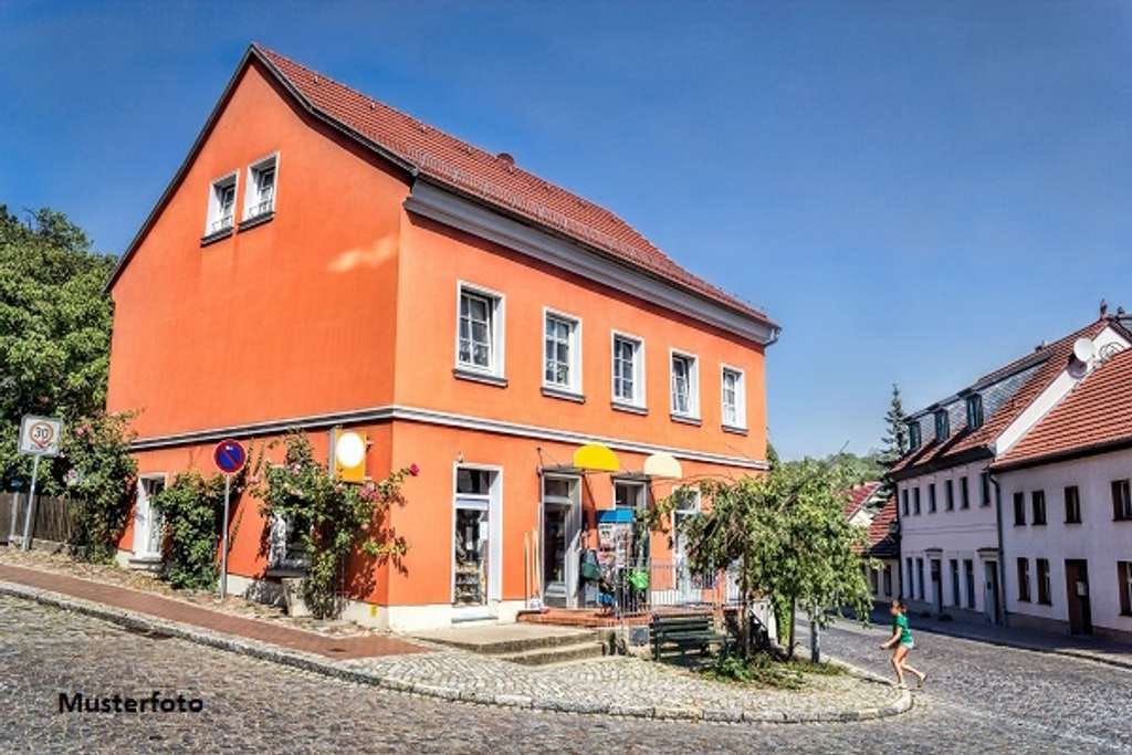 Immobilie in Lippstadt - Freistehendes Wohn- und Betriebsgebäude - Bild 0