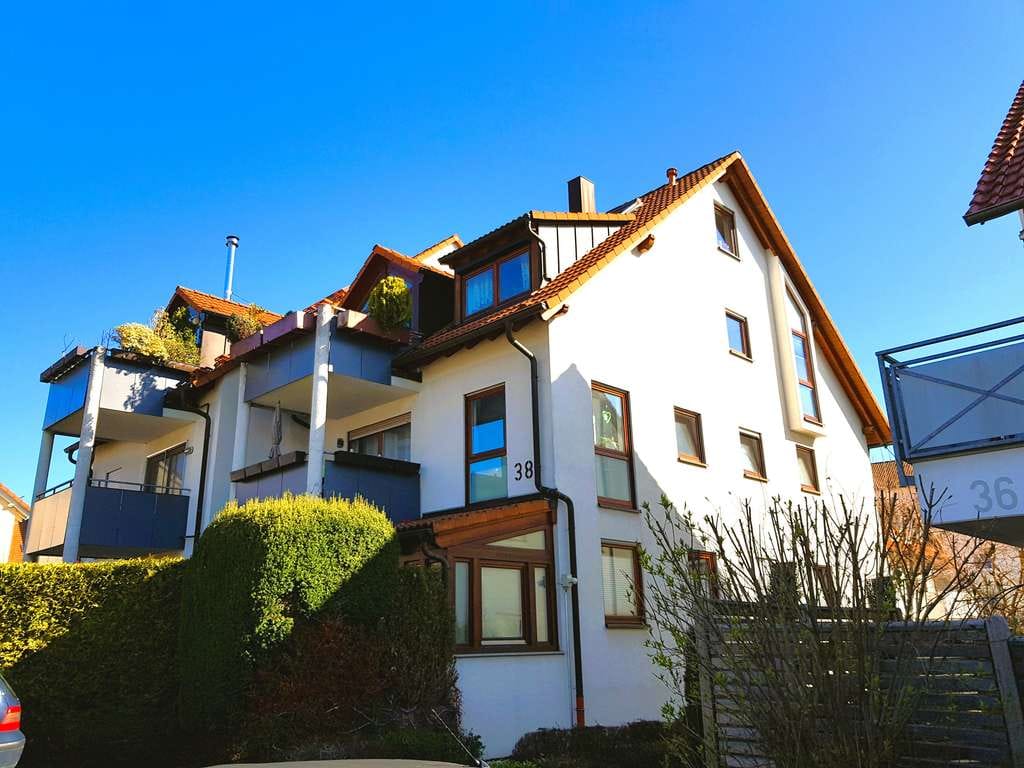 Immobilie in Möglingen - Moderne 3-Zimmer Maisonette in Möglingen, ca. 93 qm (Grundfläche ca. 102 qm) mit Balkon - Bild 1