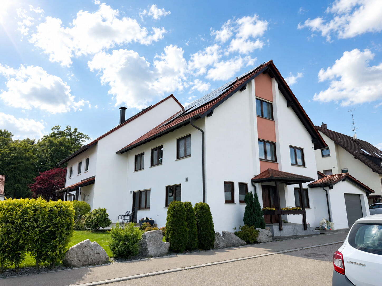 Immobilie in Baltmannsweiler - Platzwunder! Bald für Sie frei und den Sommer auf der Terrasse genießen! - Bild 0