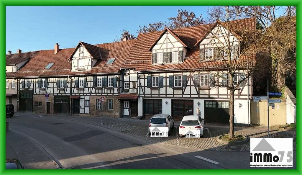 Immobilie in Knittlingen - Ihr eigener Straßenzug – Das Renditejuwel als außergewöhnliche Kapitalanlage - Bild 0