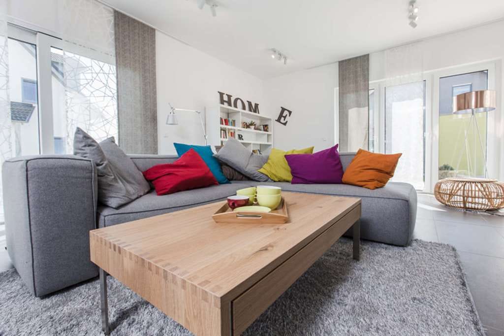 Immobilie in Püchersreuth - Ihr Traumhaus vom Marktführer - mit Grundstück!! - Bild 1