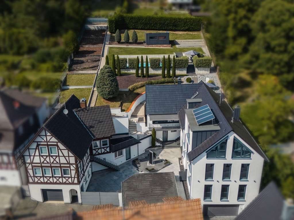 Immobilie in Dörrenbach - Exklusives Anwesen mit Neubau und Fachwerkhaus - ein Zuhause mit Charakter und vielen Möglichkeiten - Bild 0