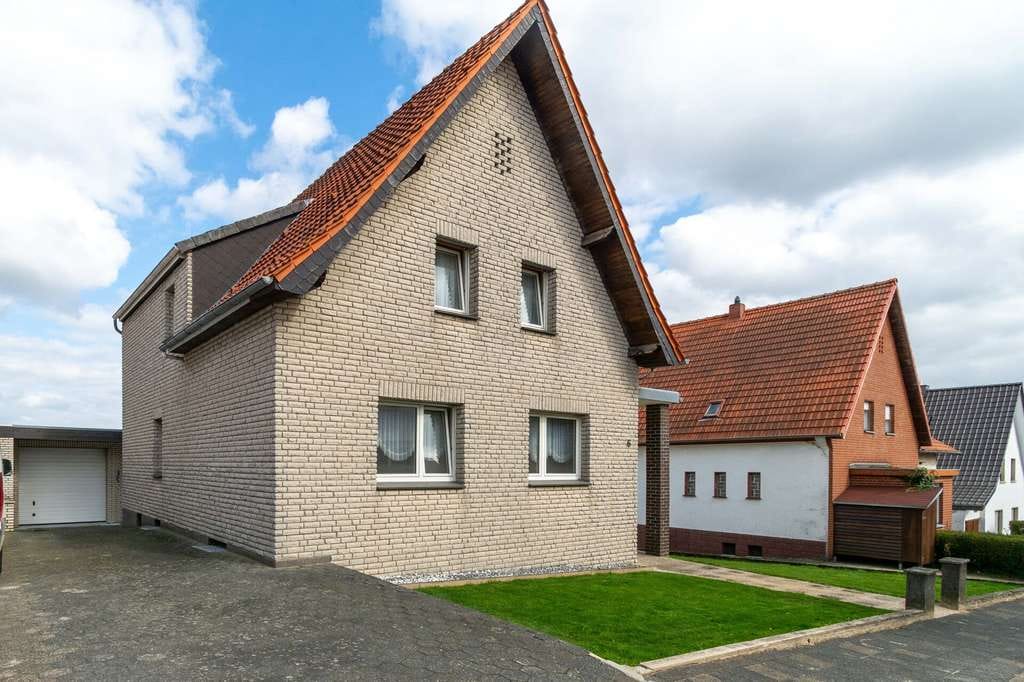 Immobilie in Borchen - Siedlungshaus mit Fernblick - Bild 1