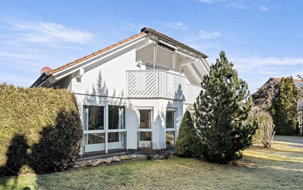 Immobilie in Dotternhausen - Idyllisches, gepflegtes Haus mit Einliegerwohnung - Bild 2