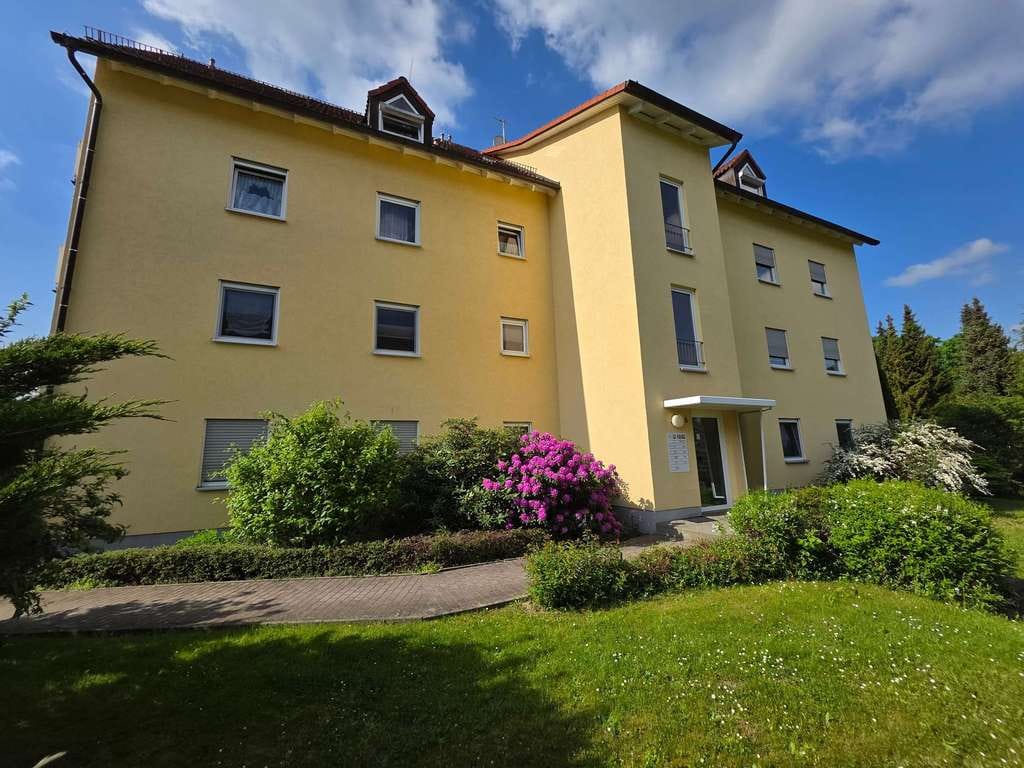 Immobilie in Großpostwitz/O.L. - Budestecy - Traumhaft / ruhige 4-Zimmer-Wohnung mit 2 Balkonen + Garage+ 23m² ausbaubarer Spitzboden - Bild 1