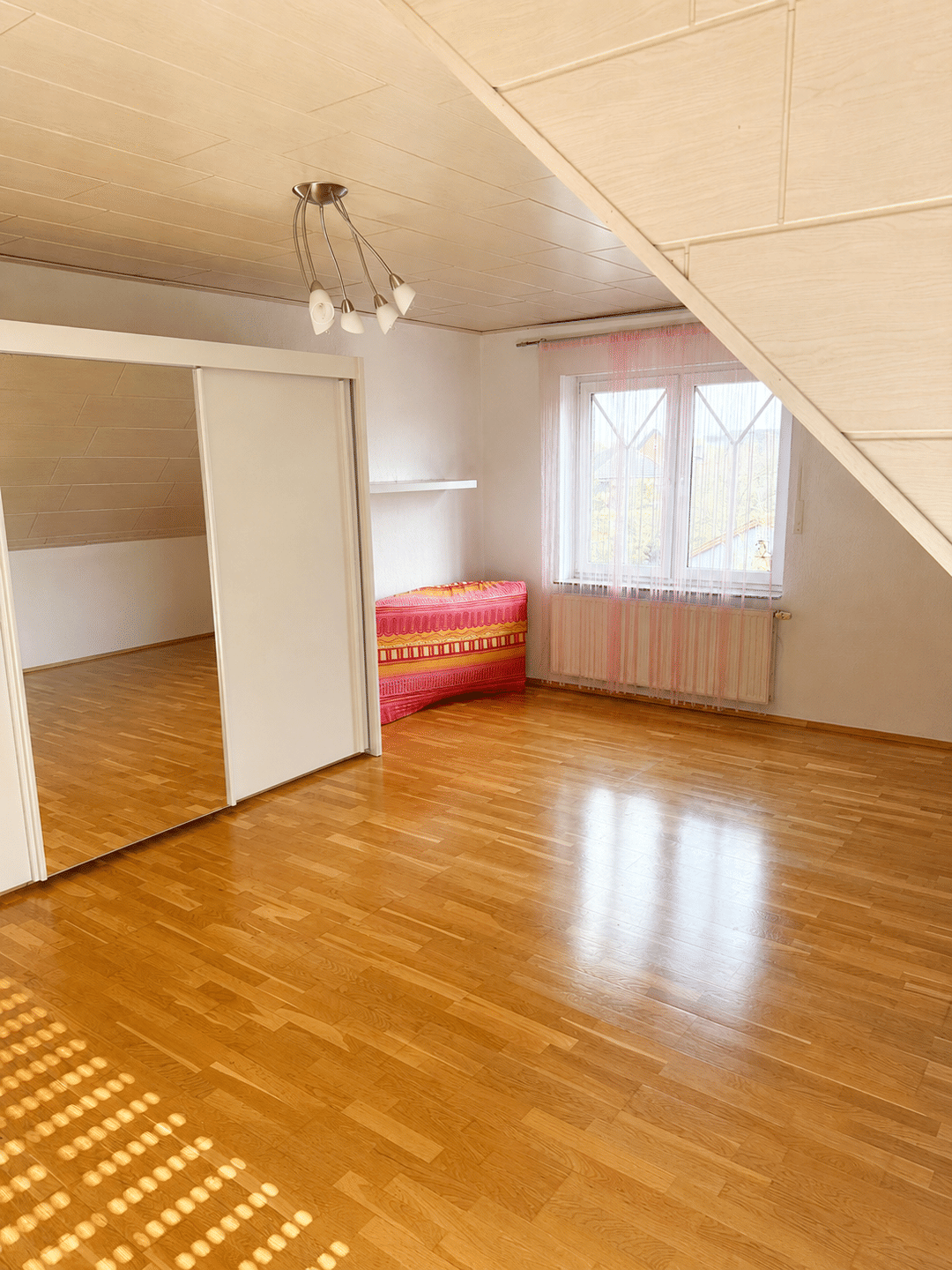 Immobilie in Nienburg/Weser - Geräumiges Einfamilienhaus in bester Lage mit herrlichem Blick ins Grüne - Nienburg. - Bild 3