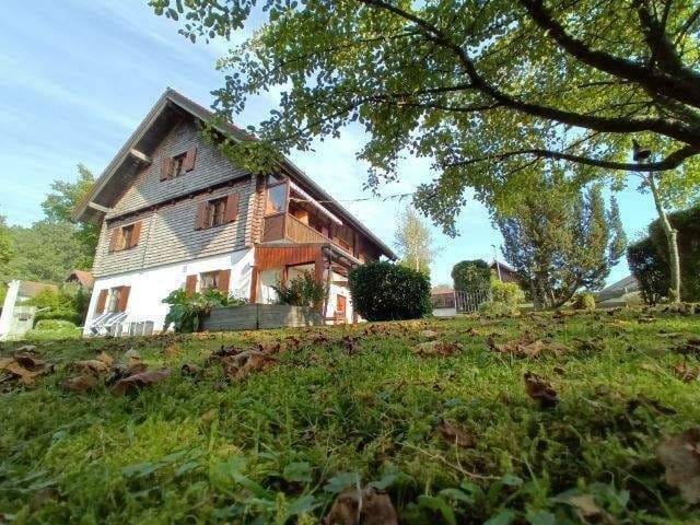 Immobilie in Bayerbach b. Ergoldsbach - Ländliches Domizil mit Einliegerwohnung und herrlichem  Grundstück in ruhiger Lage - Bild 0