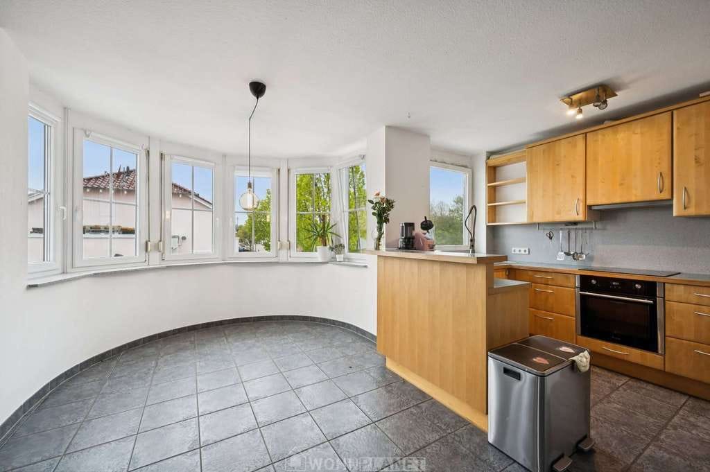 Immobilie in Nordheim - Mehr als eine Wohnung: Maisonette mit 5 Zimmern und Kamin in Nordheim - Bild 3