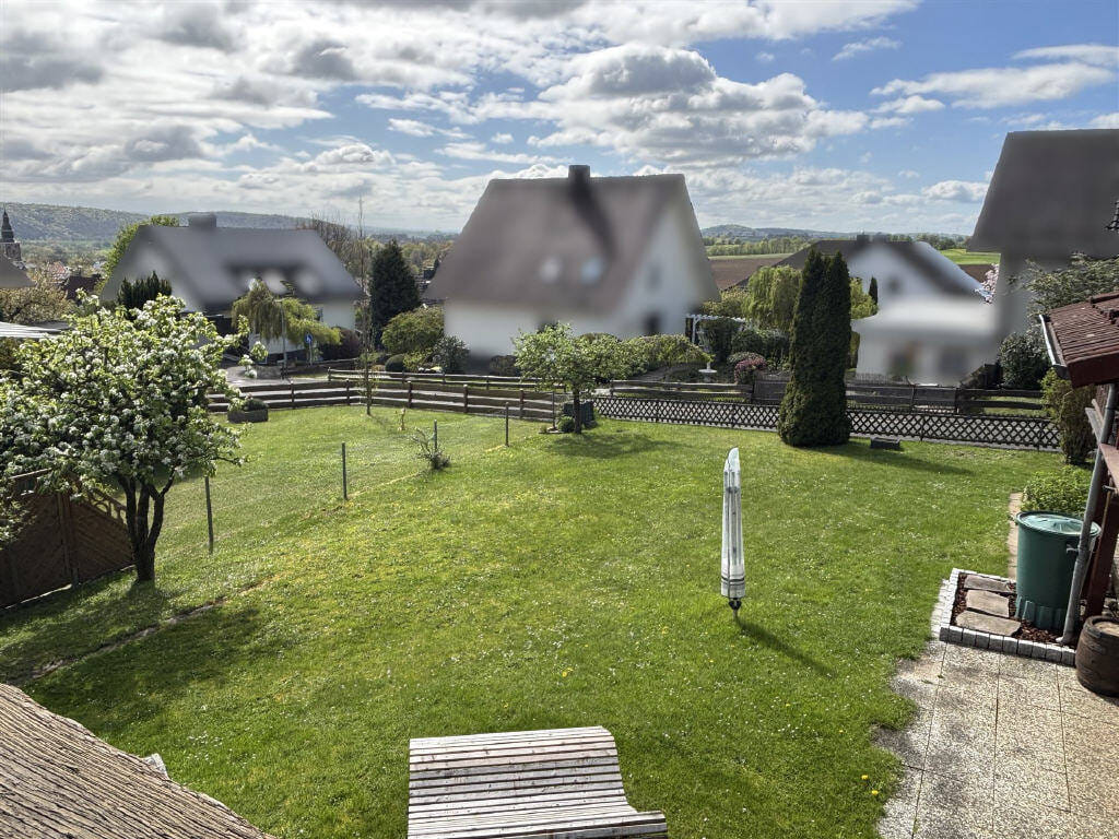 Immobilie in Bad Zwesten - Attraktives Ensemble aus Dreifamilienhaus und Ferienhaus in Bad Zwesten - Bild 3