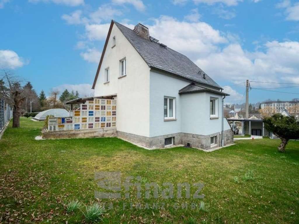 Immobilie in Niederwürschnitz - Modernisiertes EFH mit Pool, PV-Zaun & Wallboxen in Niederwürschnitz - Bild 1