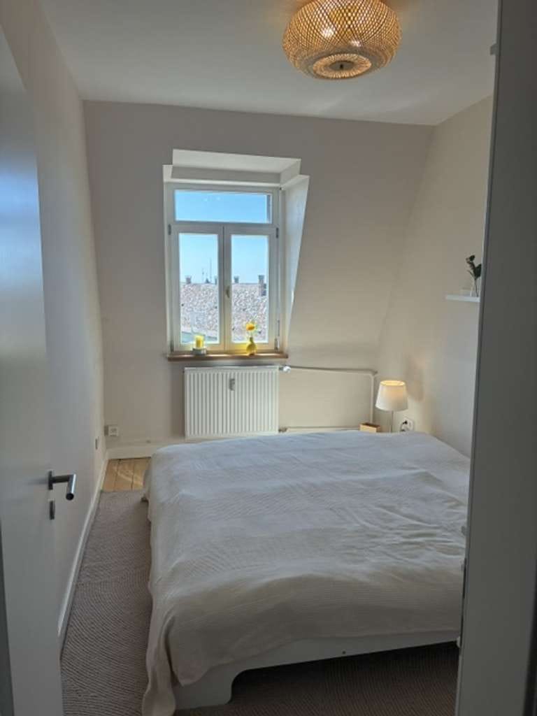 Immobilie in Heiligenberg - Lichtdurchflutete, vollmöblierte 2-Zimmer Whg im 3. OG in Heiligenberg (Erstbezug nach Renovierung) - Bild 4