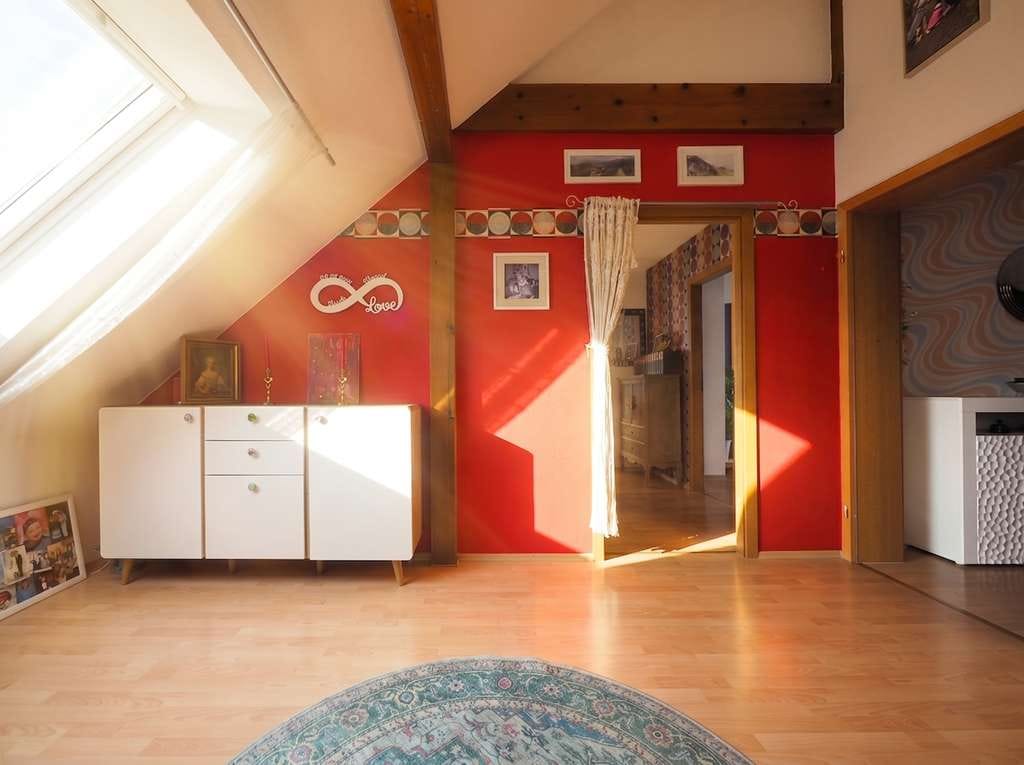 Immobilie in Mandelbachtal - Kapitalanlage & Eigennutzung vereint – Zweiparteienhaus in ruhiger Lage von Mandelbachtal! - Bild 2