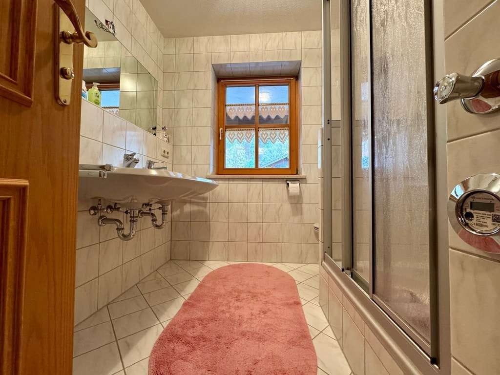 Immobilie in Bischofswiesen - Top gepflegte 2‑Zimmer‑Wohnung mit Bergblick in Bischofswiesen - Bild 3