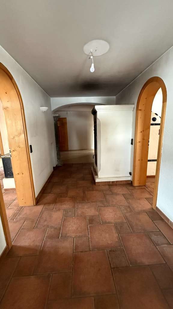 Immobilie in Grabenstätt - Viel Platz aufgeteilt in 2 Eigentumswohnungen in Chiemseenähe - Bild 2