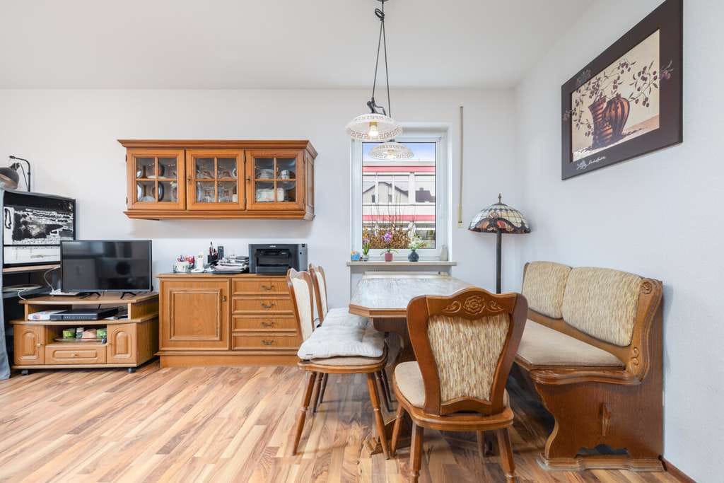 Immobilie in Donauwörth - Barrierefreie & helle 2-Zimmer-Wohnung mit Westbalkon, Feldblick und Aufzug in Donauwörth-Nordheim - Bild 4