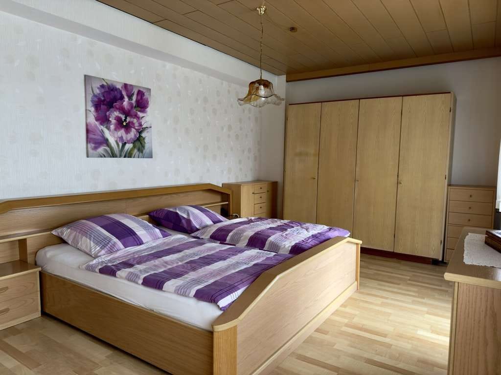 Immobilie in Zweiflingen - Großzügige 3‑Zimmer‑Erdgeschosswohnung mit Terrasse und Gartenanteil - Bild 3