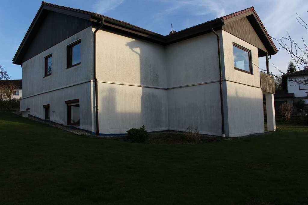Immobilie in Aldersbach - Großes Einfamilienhaus in Aldersbach - Bild 2