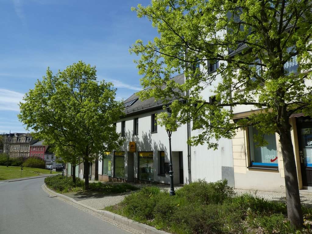 Immobilie in Greiz - TOP -ANGEBOT FÜR KLEININVESTOREN! - KOMPLETT VERMIETETES MFH MIT GEWERBEEINHEIT! - Bild 1