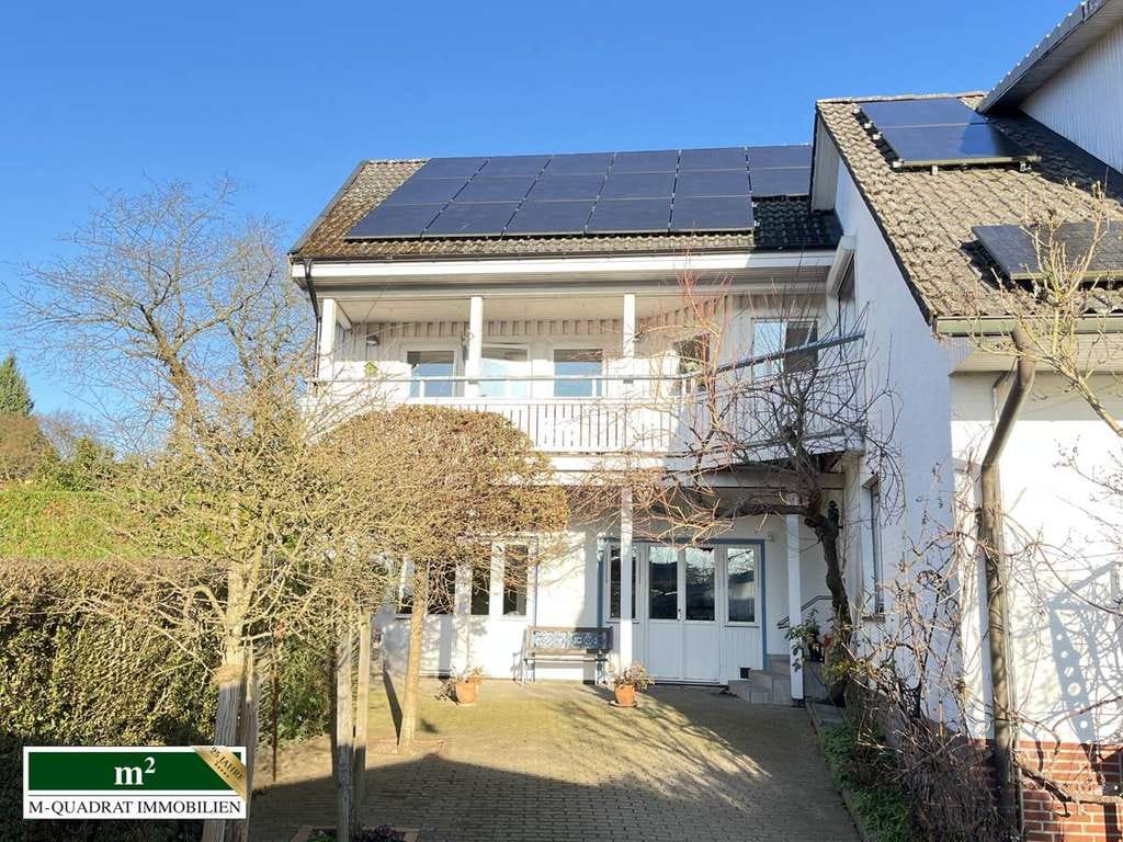 Immobilie in Großensee - Exklusives Anwesen mit Wellnessbereich – Wohnen, Arbeiten und Entspannen - Bild 1