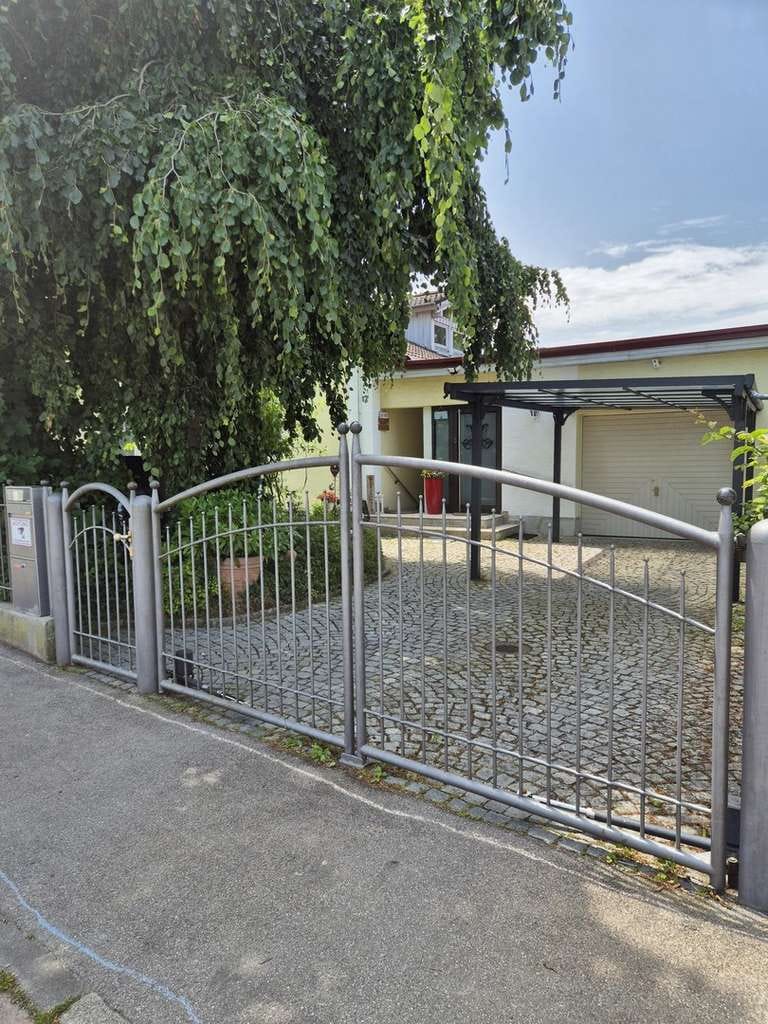 Immobilie in Untermeitingen - Großes hochwertiges Einfamilien-/ Zweifamilien-/ Mehrgenerationenhaus/Praxis/Gewerbe - Bild 1