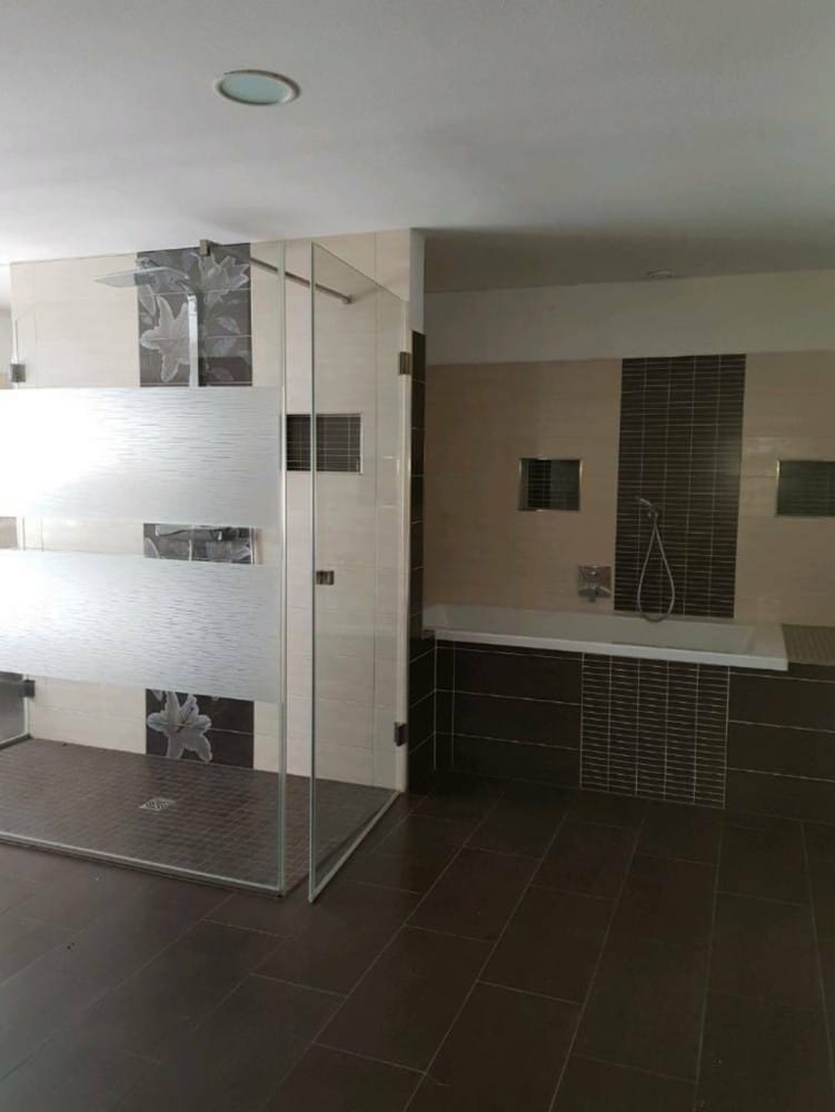 Immobilie in Remse - Wunderschönes Wohnhaus mit Pool, Garage und Carport - Bild 3