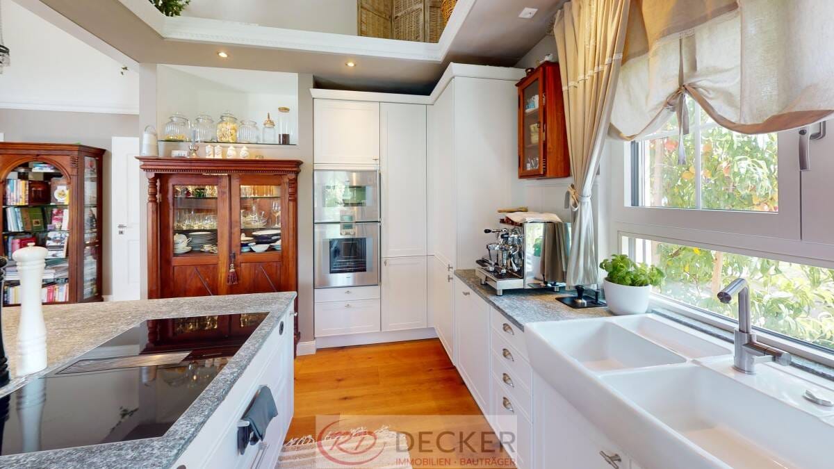 Immobilie in Albaching - Selten individuell: Wohnen mit Handschrift im Erbbaurecht ++Decker Immobilien+ - Bild 2