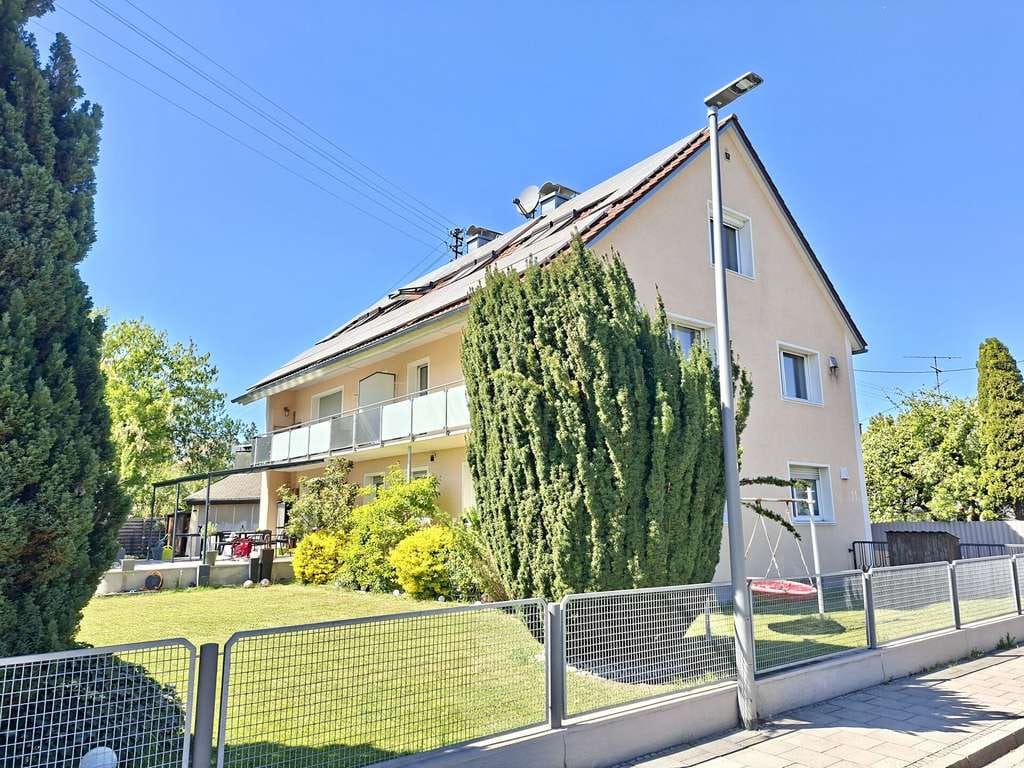 Immobilie in Gersthofen - 2‑ZKB‑Wohnung mit Balkon und Garage in attraktiver Lage von Gersthofen! - Bild 0