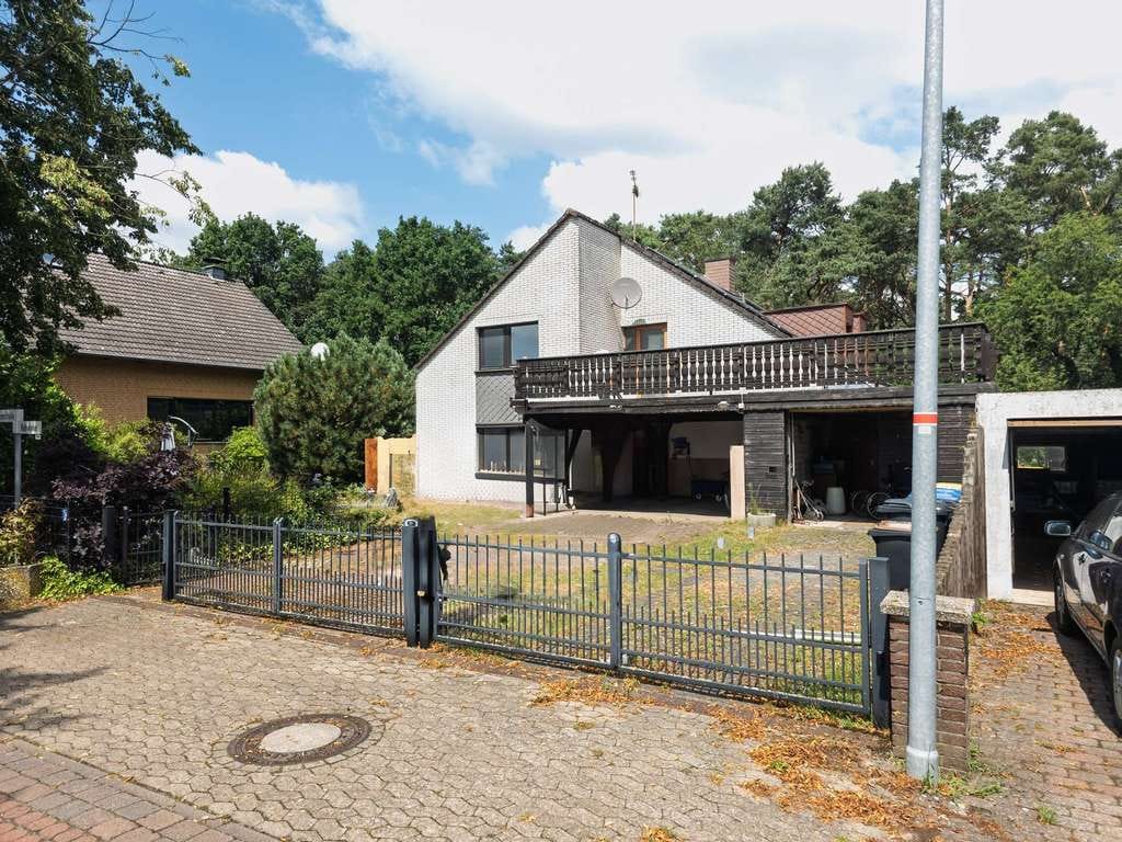 Immobilie in Lindwedel - Lindwedel: Zweifamilienhaus mit Potenzial  - solide Basis für Familien - provisionsfrei! - Bild 3