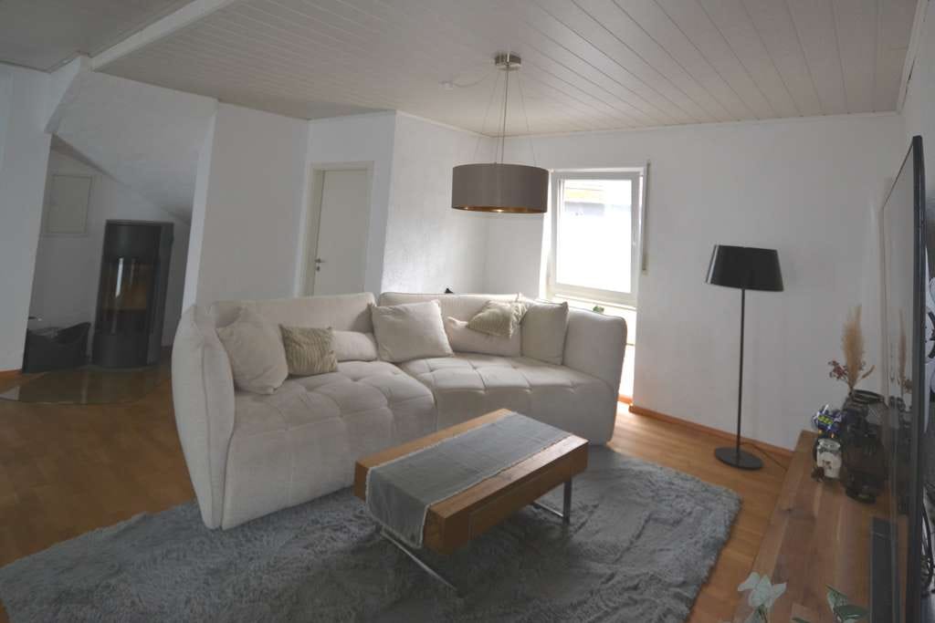 Immobilie in Dachsenhausen - Modernes Wohnhaus inmitten einer Idylle am Rhein - Bild 4
