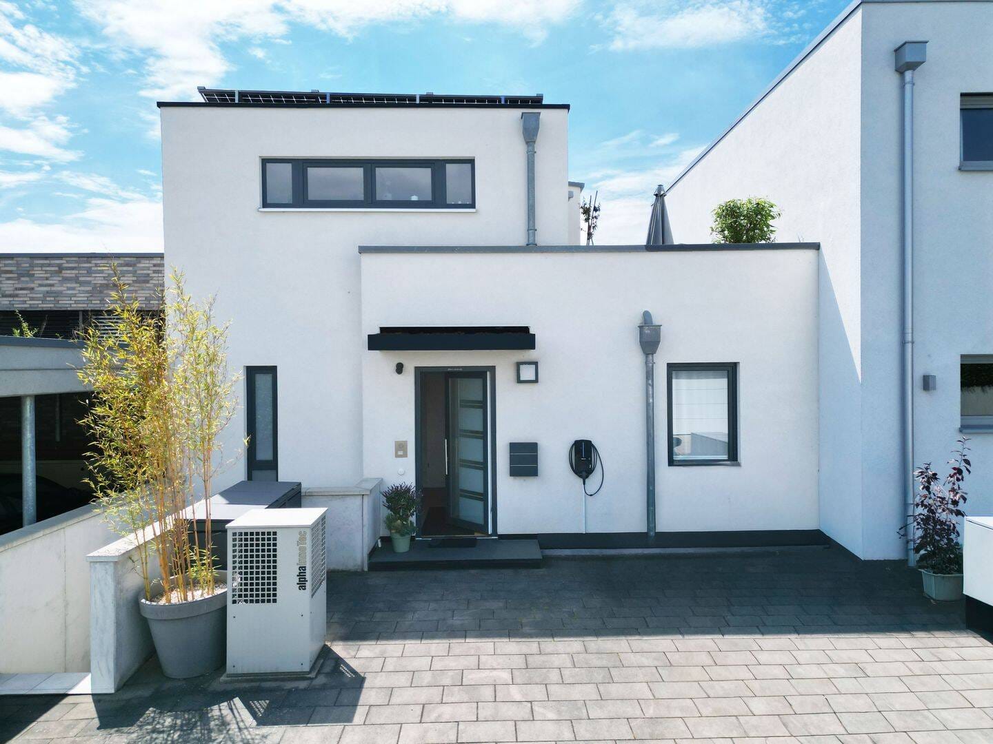 Immobilie in Niedernberg - Ihr neues Zuhause: großzügig, modern, energieeffizient! - Bild 0